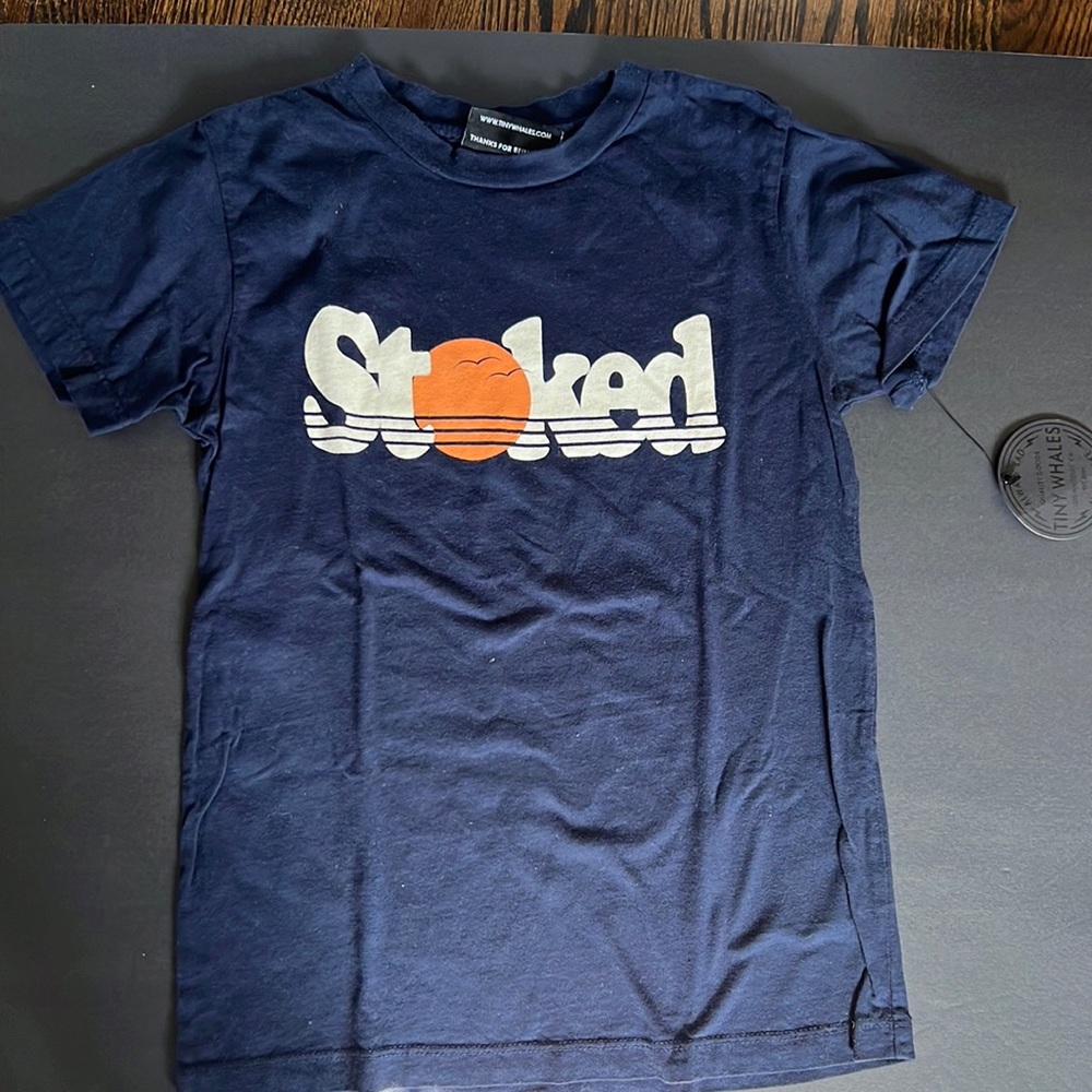 Boys Stoked” short sleeve tee by Tiny Whales size 7
